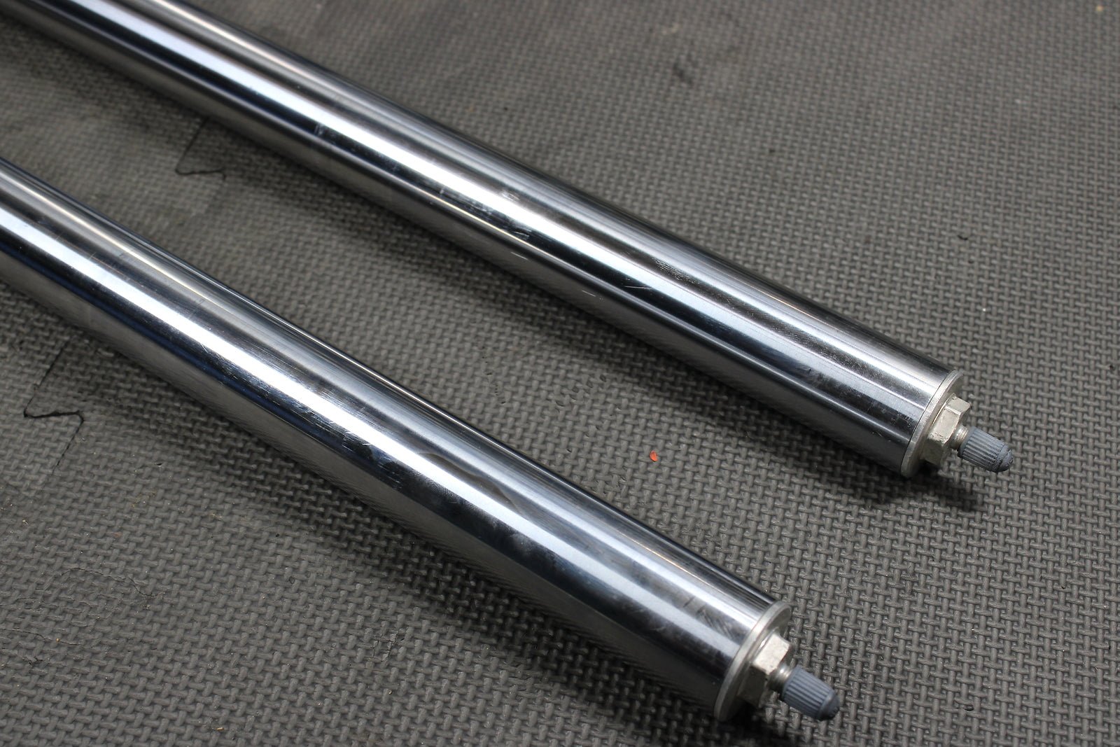 2002 Honda XR200R 95 - 02 OEM KYB Right Left Front Suspension Forks Shocks 51480 - K - hggarage