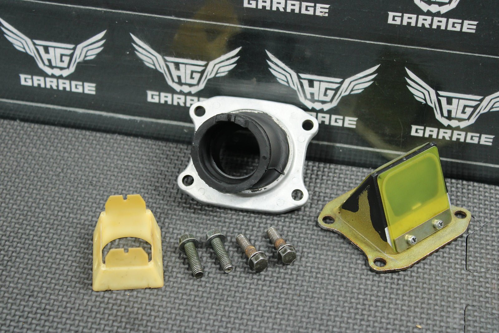 1993 Honda CR80 CR80R OEM Intake Reed Block Assembly - hggarage