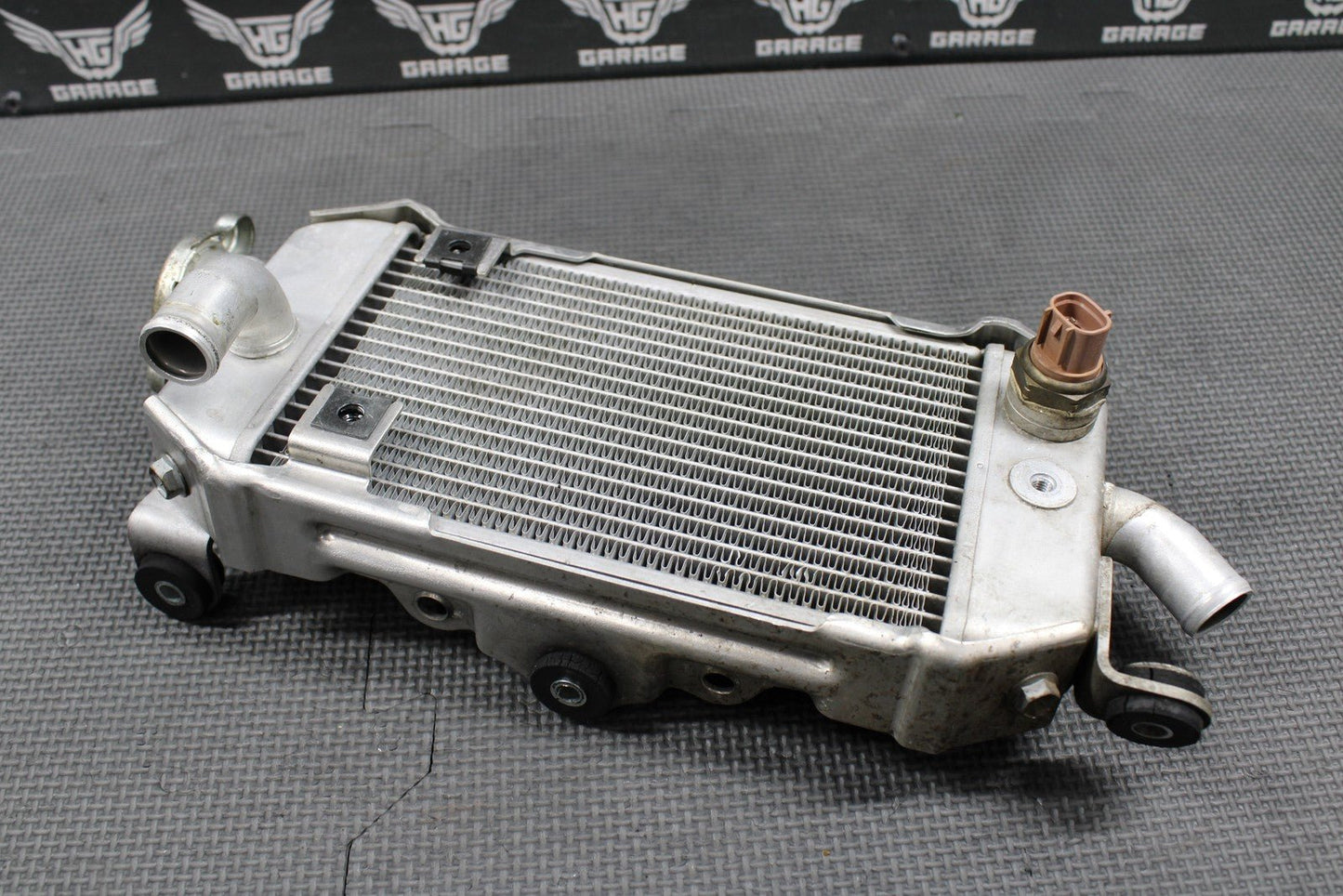 2009 KAWASAKI 09 - 14 KLX250S KLX250SF OEM RIGHT SIDE RADIATOR COOLER 39061 - 0184 - hggarage