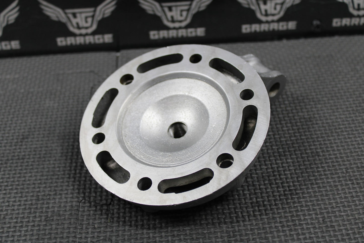 1996 YAMAHA YZ250 OEM 72MM BIG BORE CYLINDER HEAD COVER DOME 4SR - 11111 - 00 - 00 - hggarage