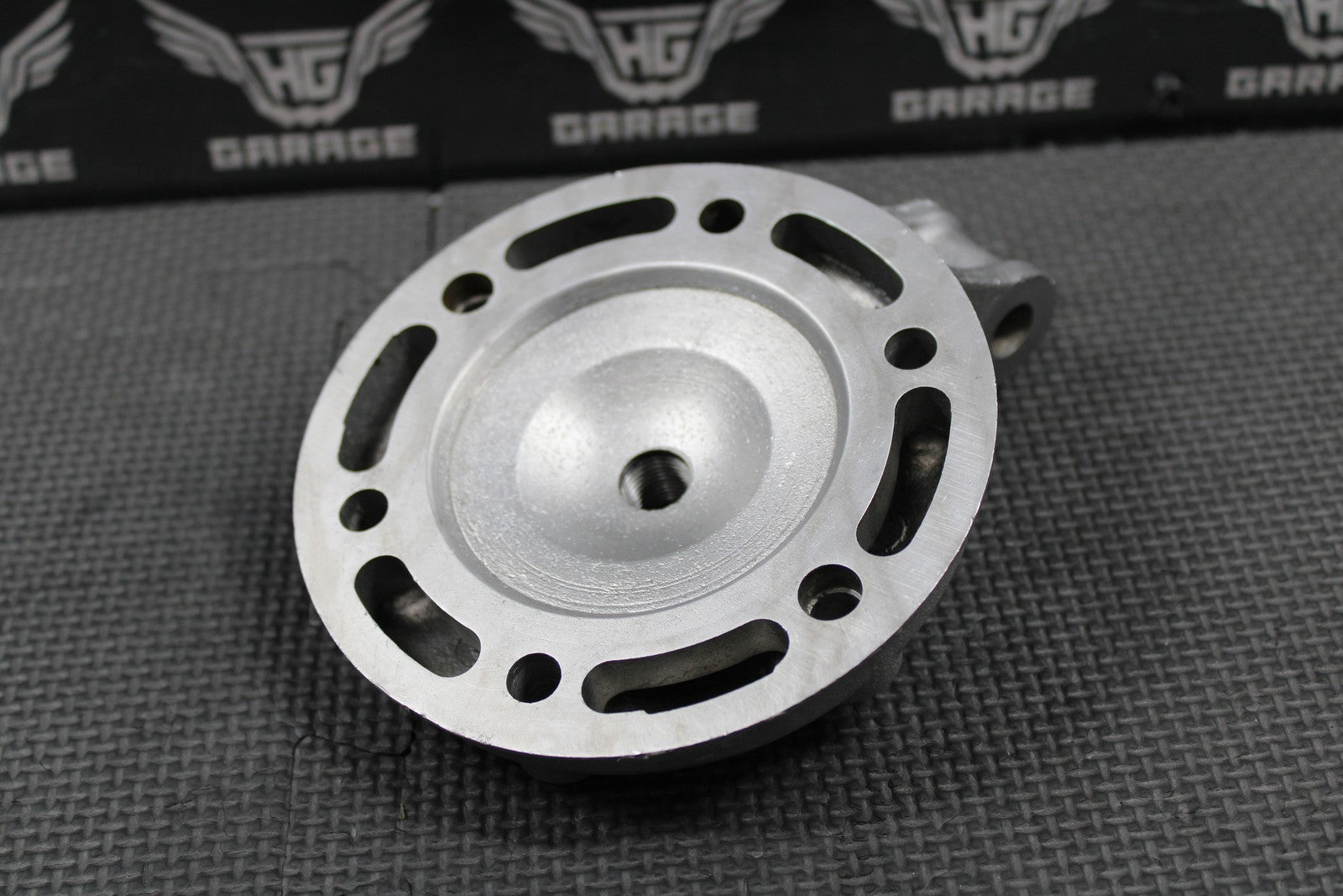 1996 YAMAHA YZ250 OEM 72MM BIG BORE CYLINDER HEAD COVER DOME 4SR - 11111 - 00 - 00 - hggarage