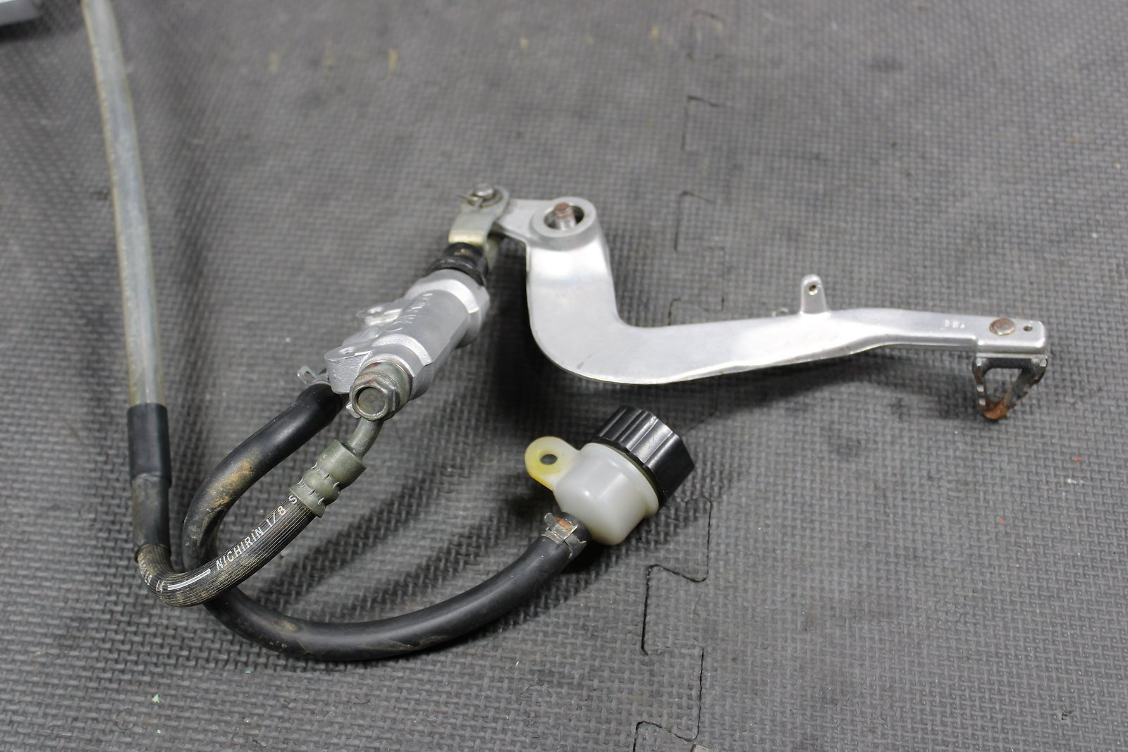 2001 01 - 13 KAWASAKI KX85 OEM NISSIN REAR BACK BRAKE CALIPER MASTER CYLINDER - hggarage