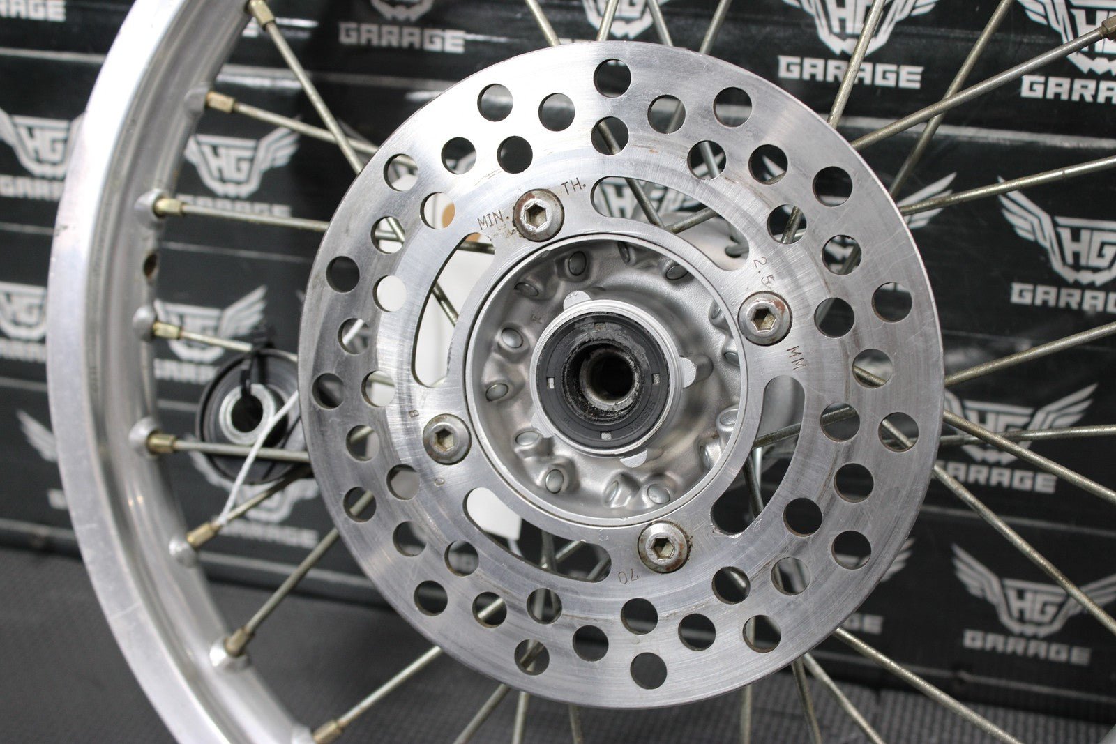 2004 KAWASAKI 00 - 09 KX65 OEM FRONT WHEEL RIM HUB SPOKES 41090 - 1124 - hggarage