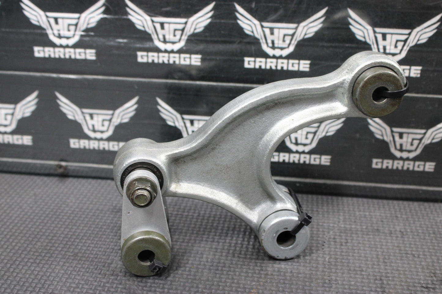 2000 YAMAHA TTR125 TTR125L OEM REAR SHOCK LINKAGE LINKS - hggarage