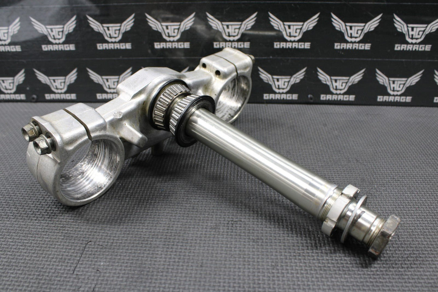 1999 SUZUKI 99 - 00 RM125 RM250 OEM FRONT FORKS CLAMP LOWER TRIPLE TREE STEM - hggarage