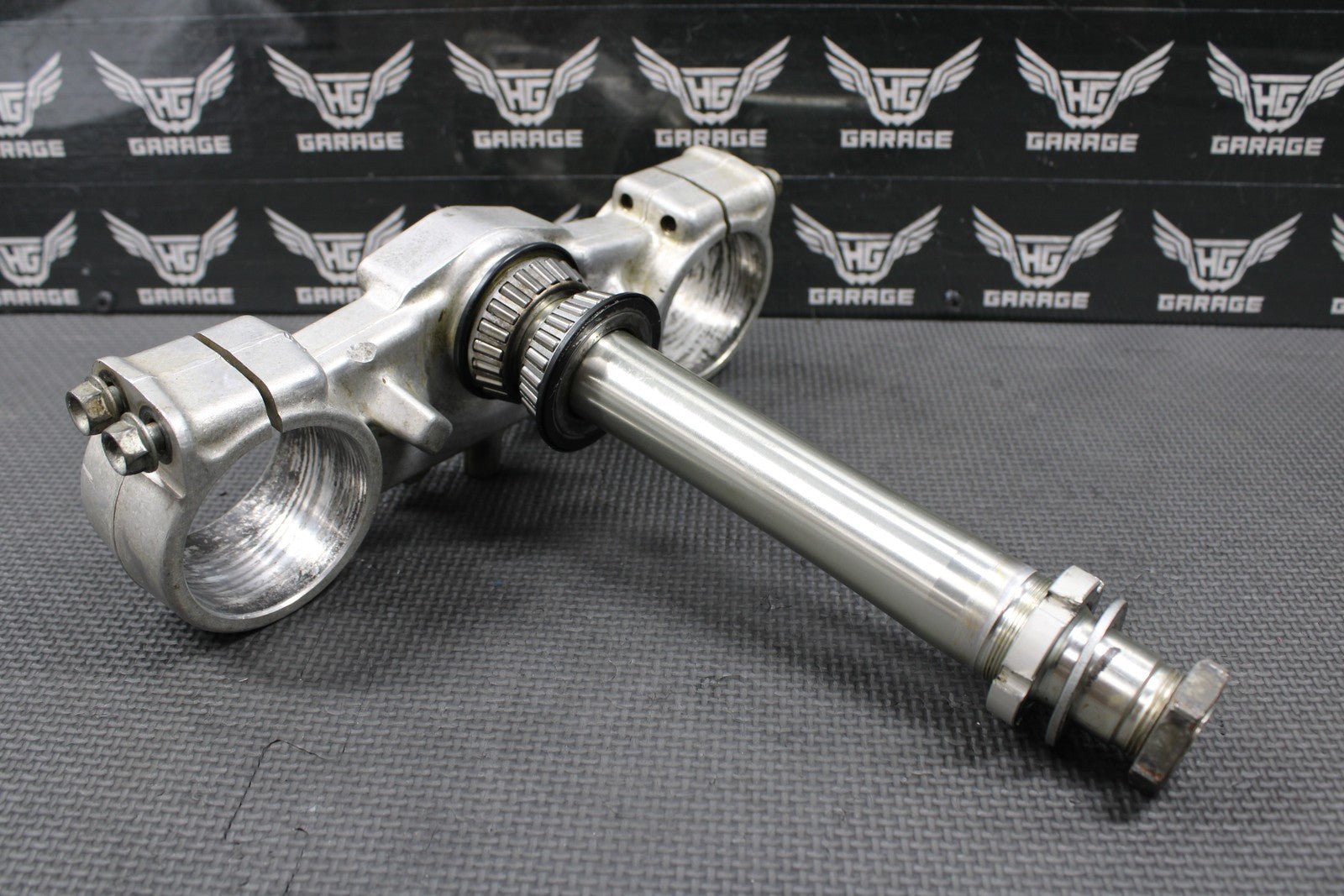 1999 SUZUKI 99 - 00 RM125 RM250 OEM FRONT FORKS CLAMP LOWER TRIPLE TREE STEM - hggarage