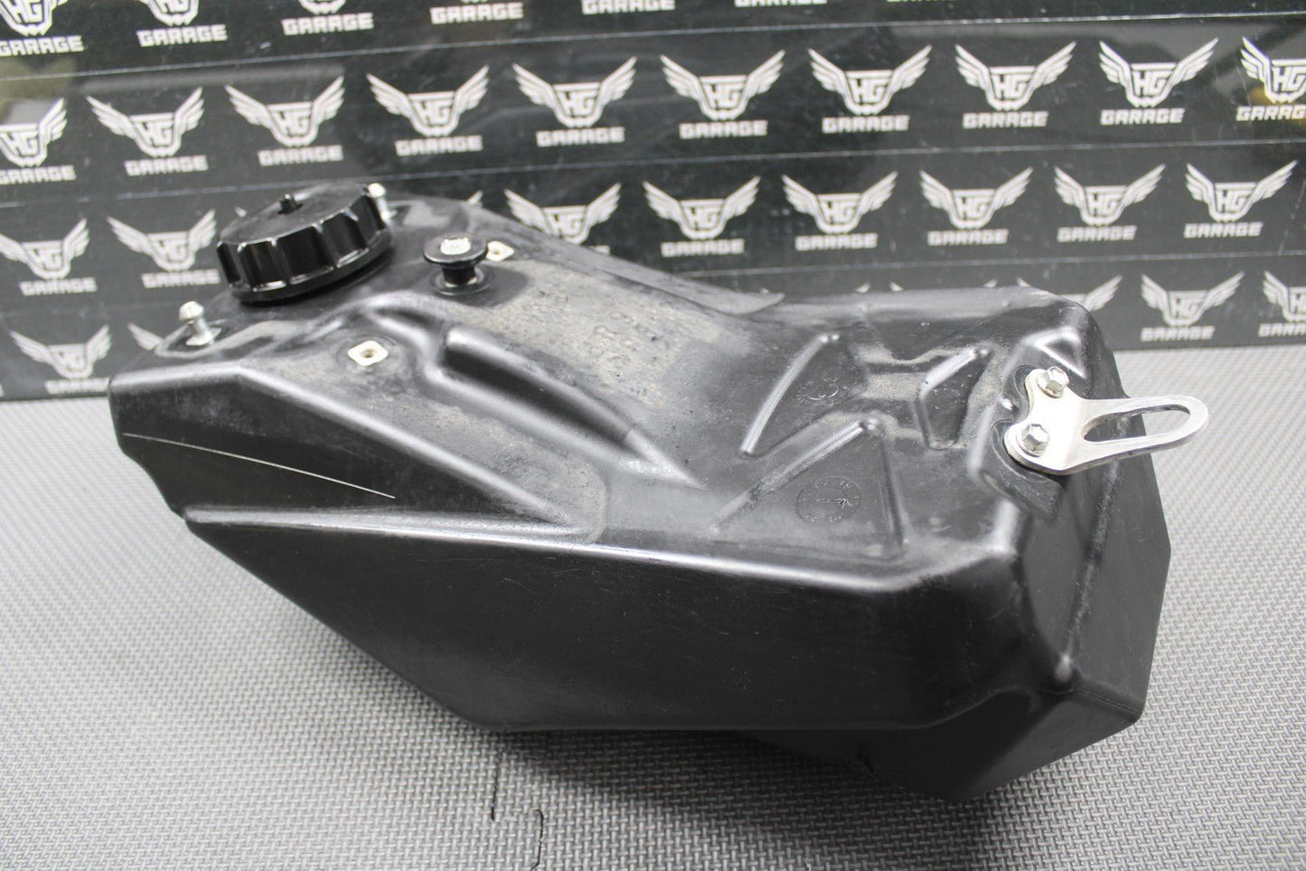 2020 YAMAHA 19 - 22 YZ250F YZ450F OEM GAS FUEL TANK CELL RESERVOIR BR9 - 24110 - 00 - 00 - hggarage