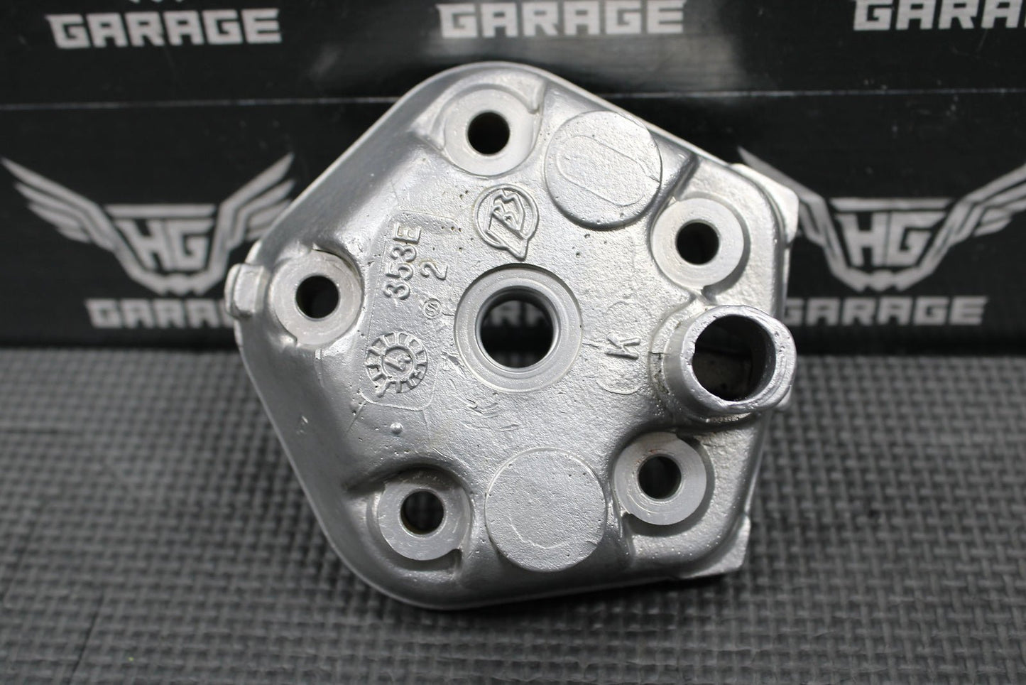 2005 03 - 08 KTM 65 SX OEM ENGINE MOTOR CYLINDER HEAD COVER CAP DOME 46030006700 - hggarage