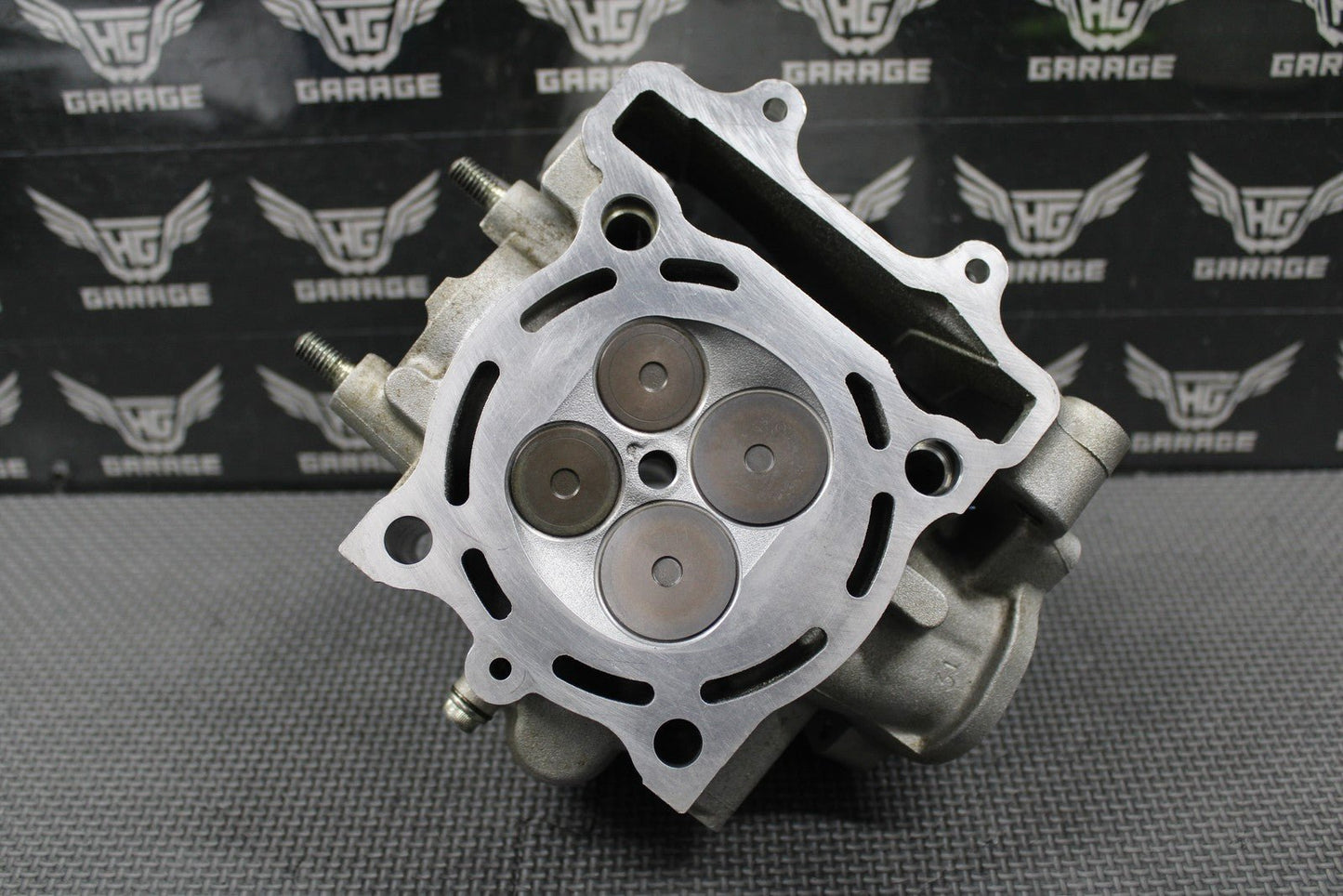 2020 SUZUKI 19 - 25 RMZ250 OEM CYLINDER HEAD VALVES CAMSHAFT CAMS 11100 - 46K00 MINT - hggarage