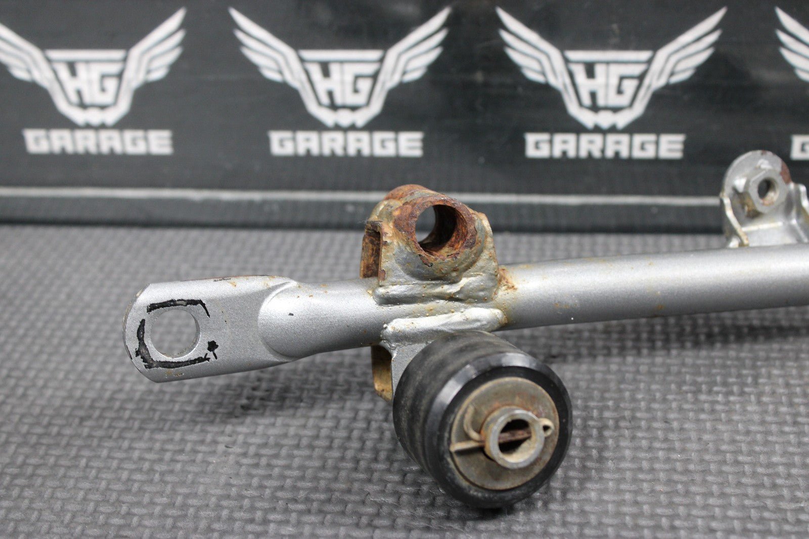 2003 KAWASAKI KX65 OEM REAR BACK SUB FRAME ARM SUBFRAME SUPPORT 32160 - 1611 - GD - hggarage