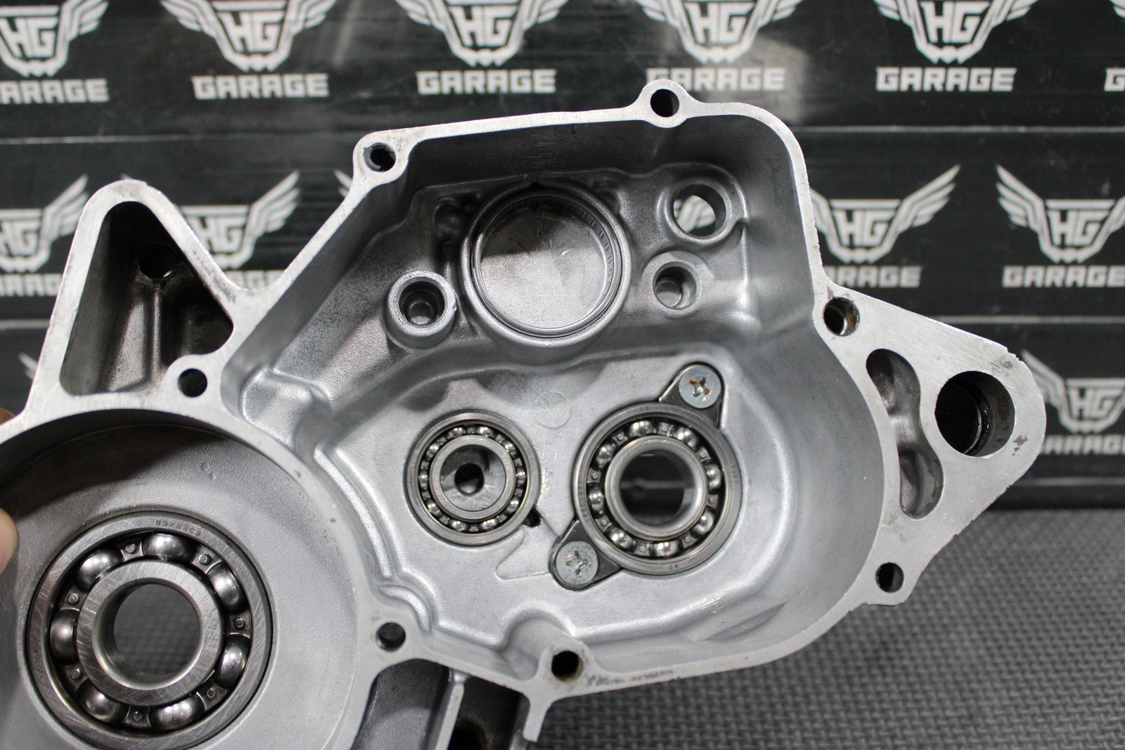 1998 HONDA CR125R OEM LEFT ENGINE MOTOR CRANKCASE CRANK CASES BLOCK READ DESC! - hggarage