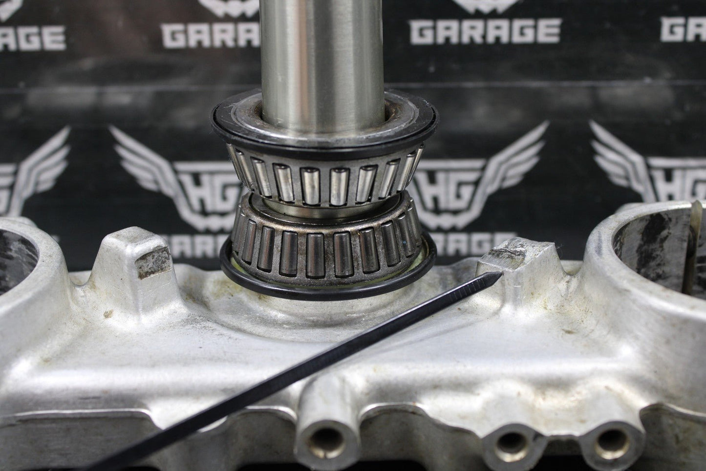 1999 SUZUKI 99 - 00 RM125 RM250 OEM FRONT FORKS CLAMP LOWER TRIPLE TREE STEM - hggarage