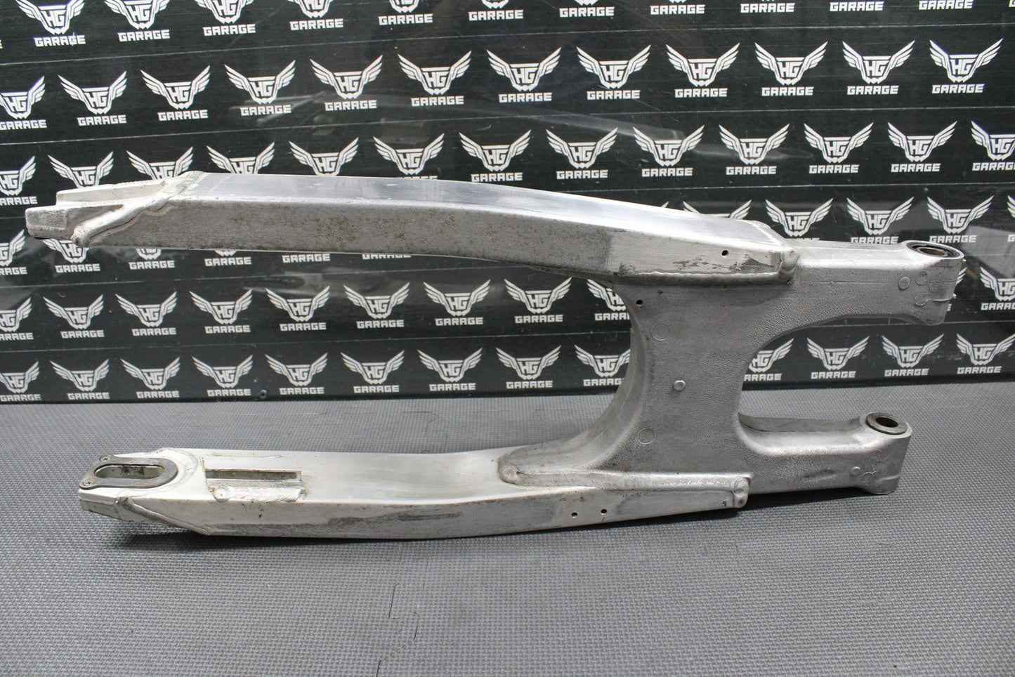 1999 SUZUKI RM125 RM250 MODEL X OEM SWINGARM SWING ARM SUSPENSION 61000 - 37E10 - hggarage