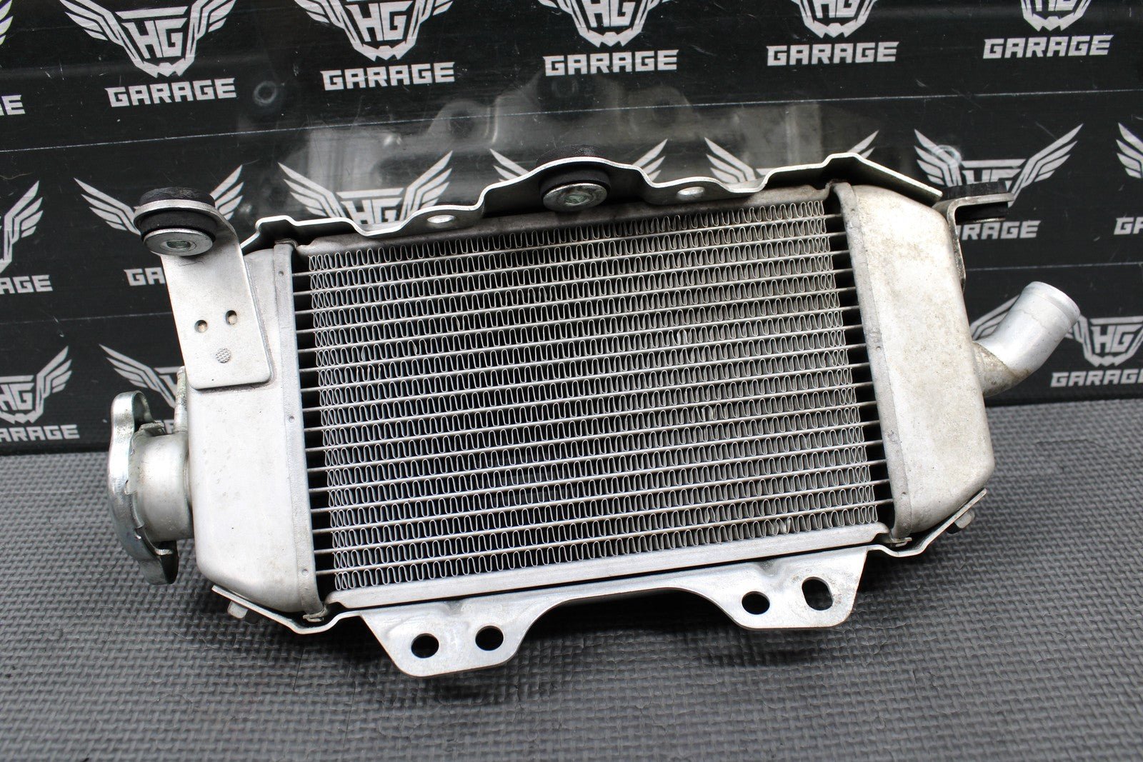 2009 KAWASAKI 09 - 14 KLX250S KLX250SF OEM RIGHT SIDE RADIATOR COOLER 39061 - 0184 - hggarage