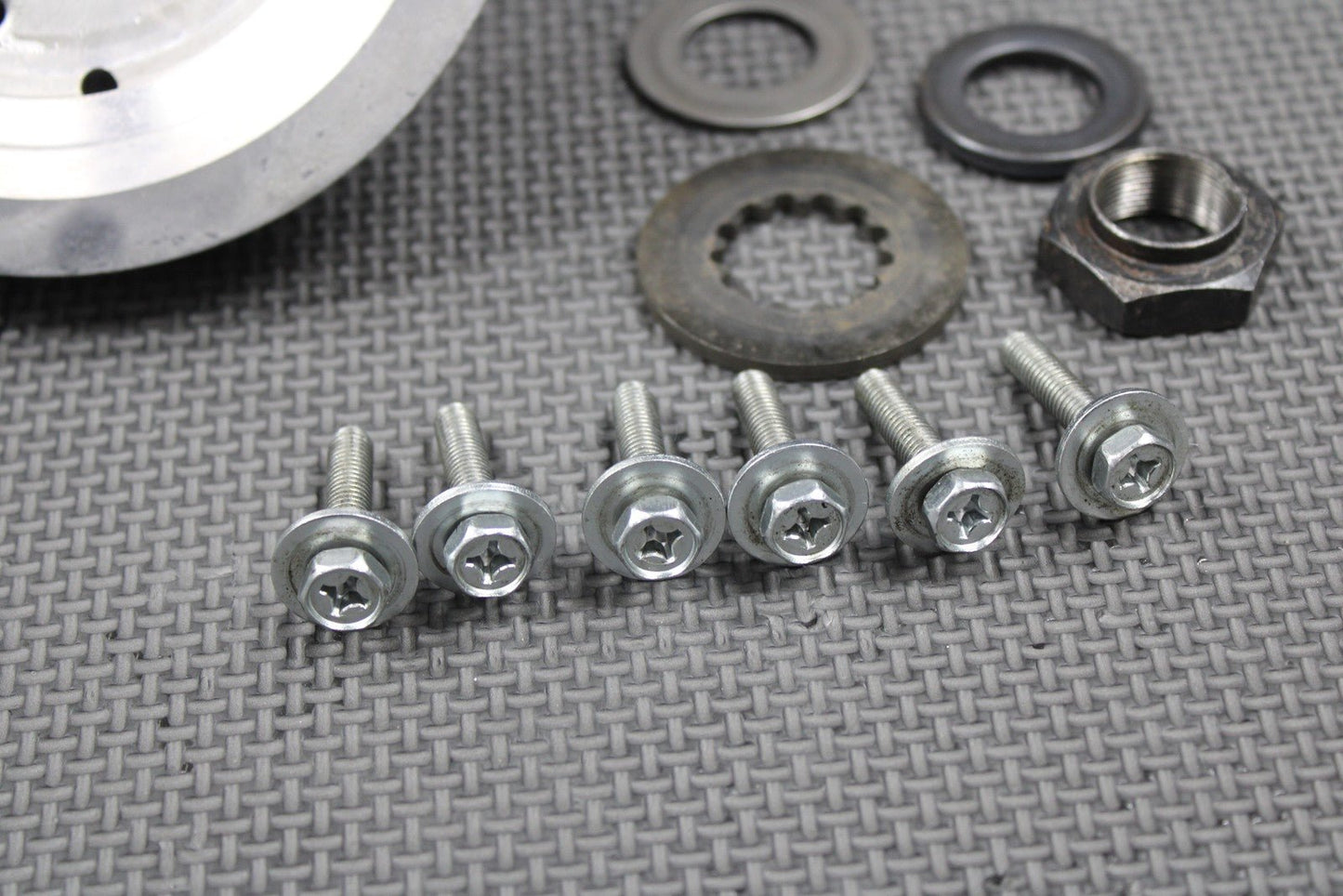 2022 YAMAHA 19 - 22 YZ250F 20 - 22 YZ250FX OEM CLUTCH BOSS CENTER HUB B7B - 16371 - 00 - 0 - hggarage