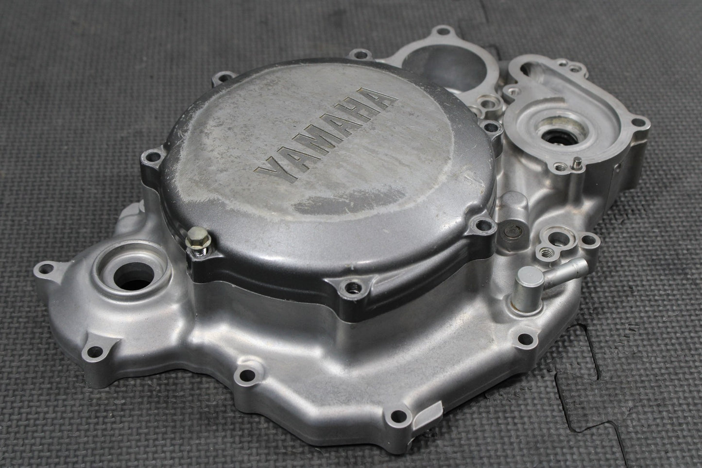 2006 YAMAHA YZ250F OEM INNER OUTER RIGHT SIDE CLUTCH COVER 5NL - 15415 - 00 - 00 - hggarage