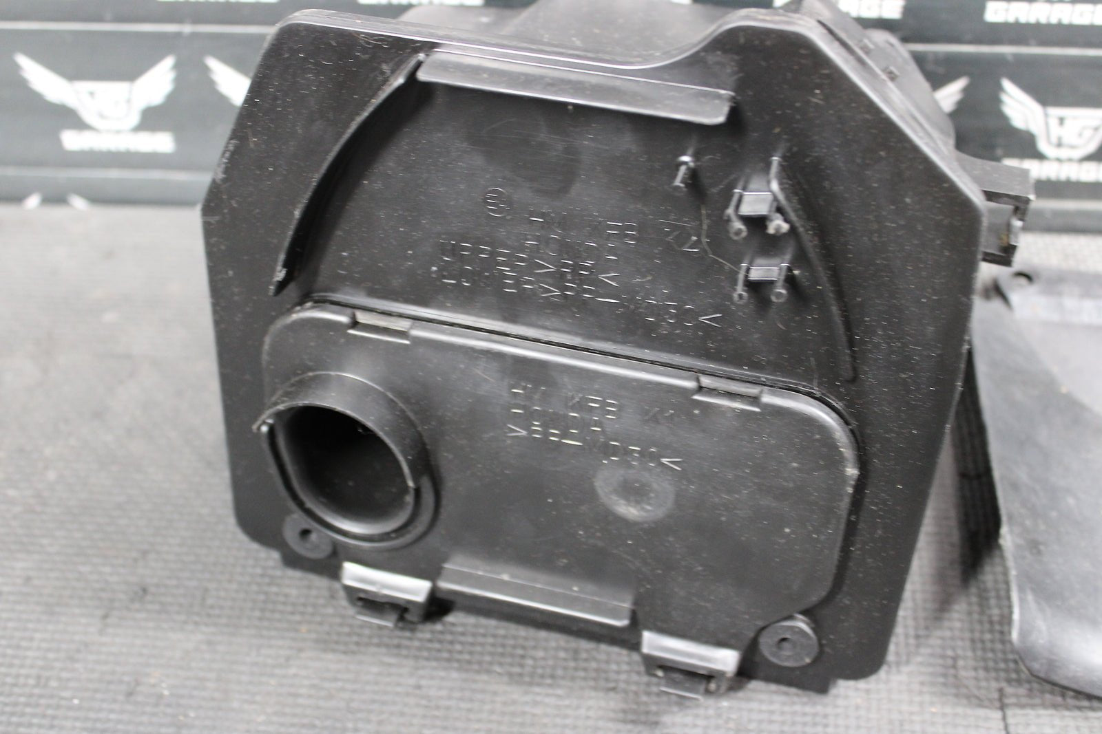 2009 HONDA CRF230L CRF230M OEM AIRBOX INTAKE AIR CLEANER CASE - hggarage