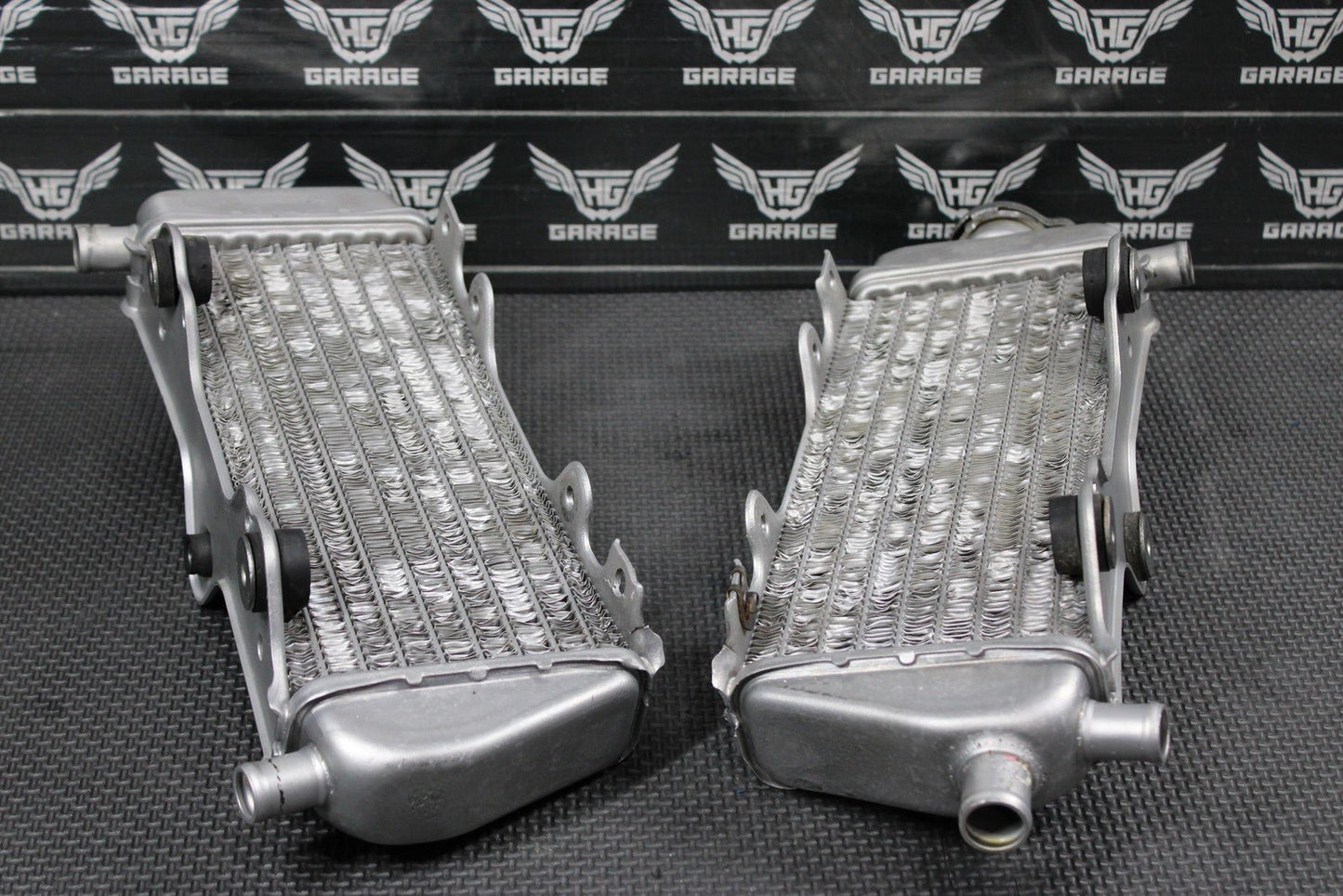 2001 96 - 01 YAMAHA YZ250 OEM LEFT RIGHT ENGINE COOLING RADIATOR RADIATORS SET - hggarage