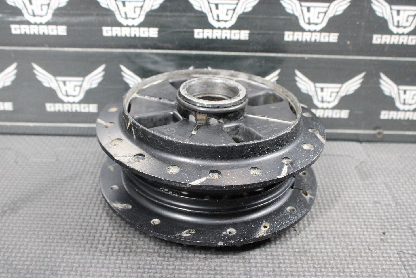 1997 93 - 98 YAMAHA RT100 OEM REAR BACK WHEEL RIM HUB 18A - 25311 - 00 - 98 - hggarage