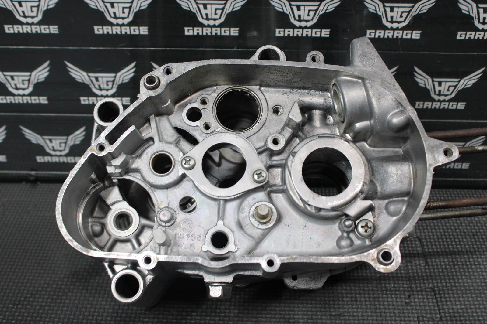 1985 YAMAHA PW80 OEM LEFT RIGHT ENGINE MOTOR CRANKCASE SET CASES BLOCK - hggarage