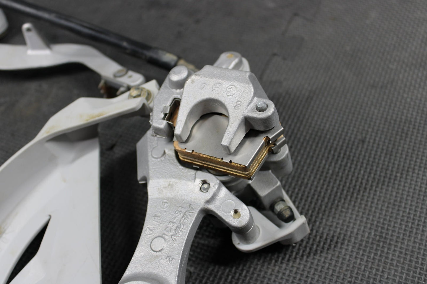 2008 YAMAHA YZ450F OEM NISSIN REAR BACK BRAKE CALIPER MASTER CYLINDER LEVER - hggarage