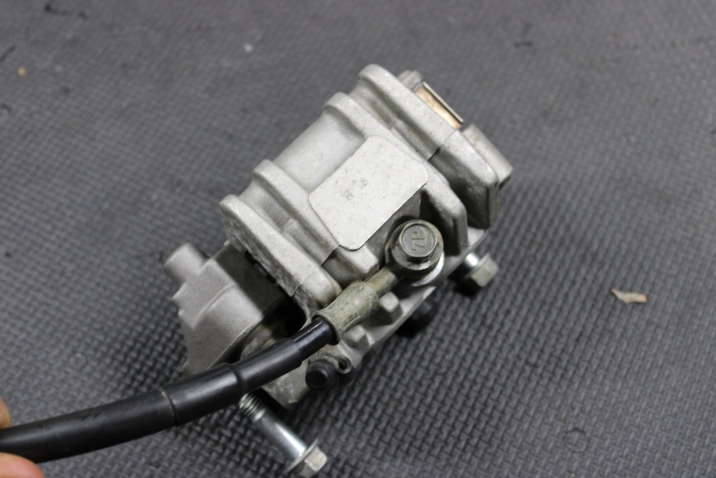 2004 SUZUKI DRZ250 OEM NISSIN FRONT BRAKE CALIPER MASTER CYLINDER ASSEMBLY - hggarage