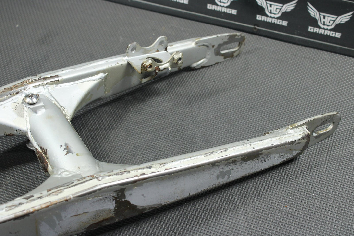 1998 Kawasaki KX60 OEM Swingarm Swing Arm Suspension 33001 - 1307 - Tx - hggarage