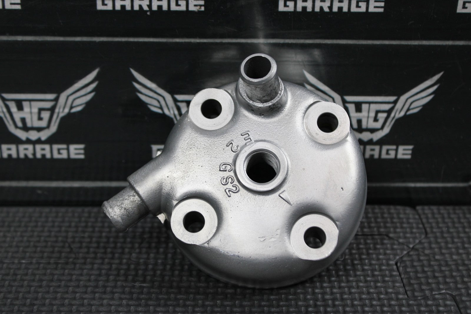 1991 88 - 91 HONDA CR80R OEM ENGINE MOTOR CYLINDER HEAD DOME 12200 - GS2 - 700 - hggarage