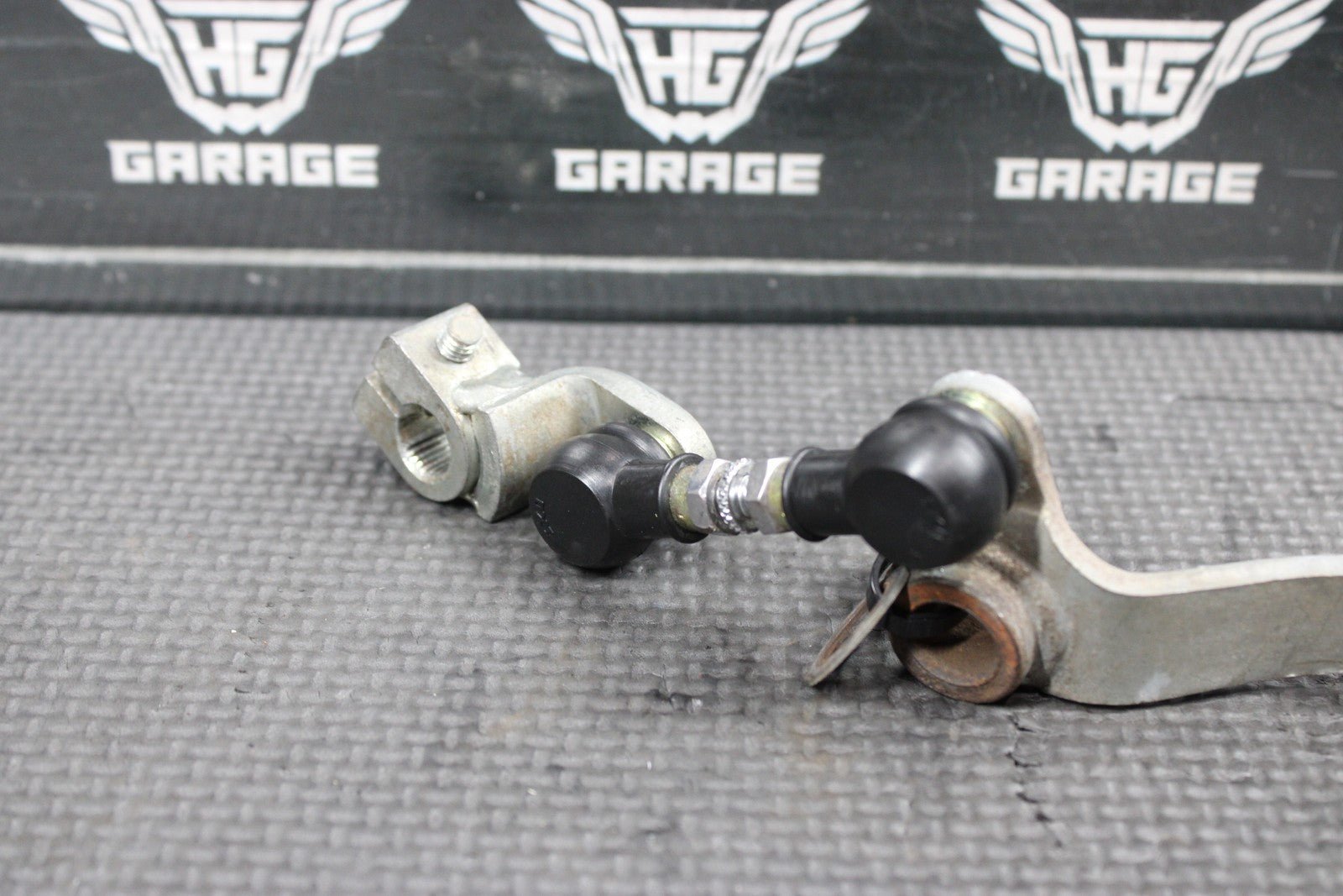 2000 YAMAHA TTR125 TTR125L OEM SHIFTER PEDAL LINKAGE GOOD! 5HP - 18110 - 00 - 00 - hggarage