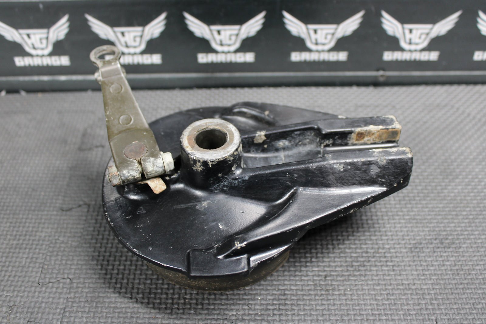 2001 Honda XR200R 90 - 02 OEM Rear Back Brake Drum Panel Assembly 43100 - KK0 - 000 - hggarage