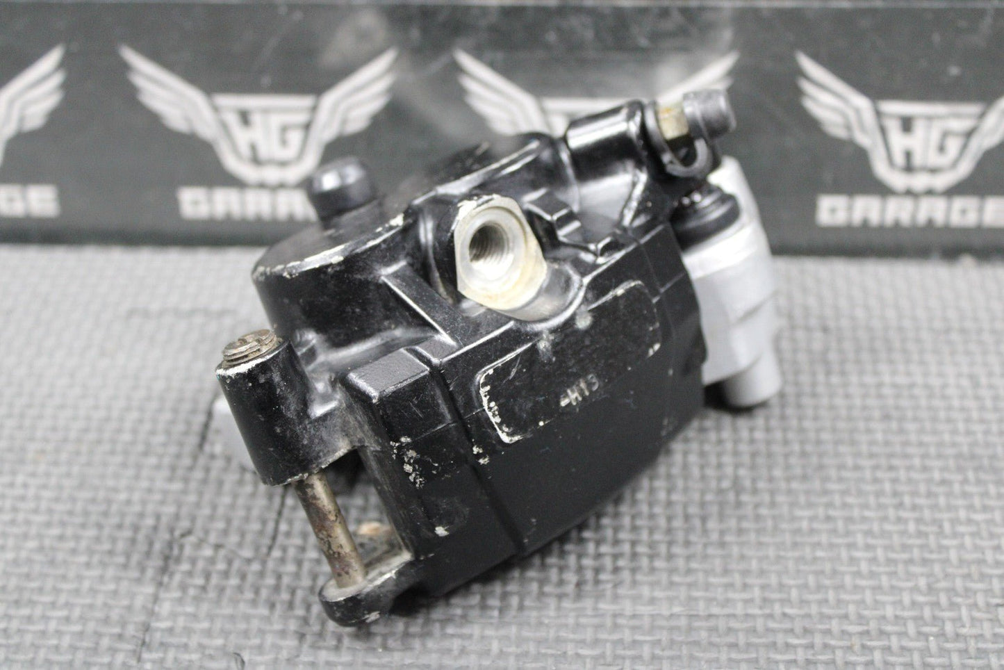 1989 HONDA 88 - 89 XR250R 87 CR250R CR500R OEM FRONT BRAKE CALIPER 45100 - MN1 - 872 - hggarage