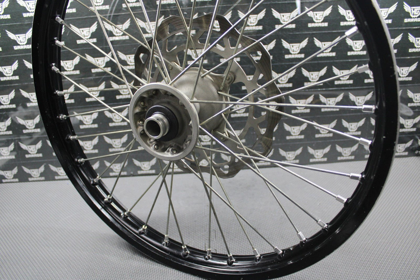 2020 SUZUKI RMZ250 RMZ450 OEM BLACK FRONT WHEEL RIM HUB ROTOR 54100 - 37K00 GOOD! - hggarage
