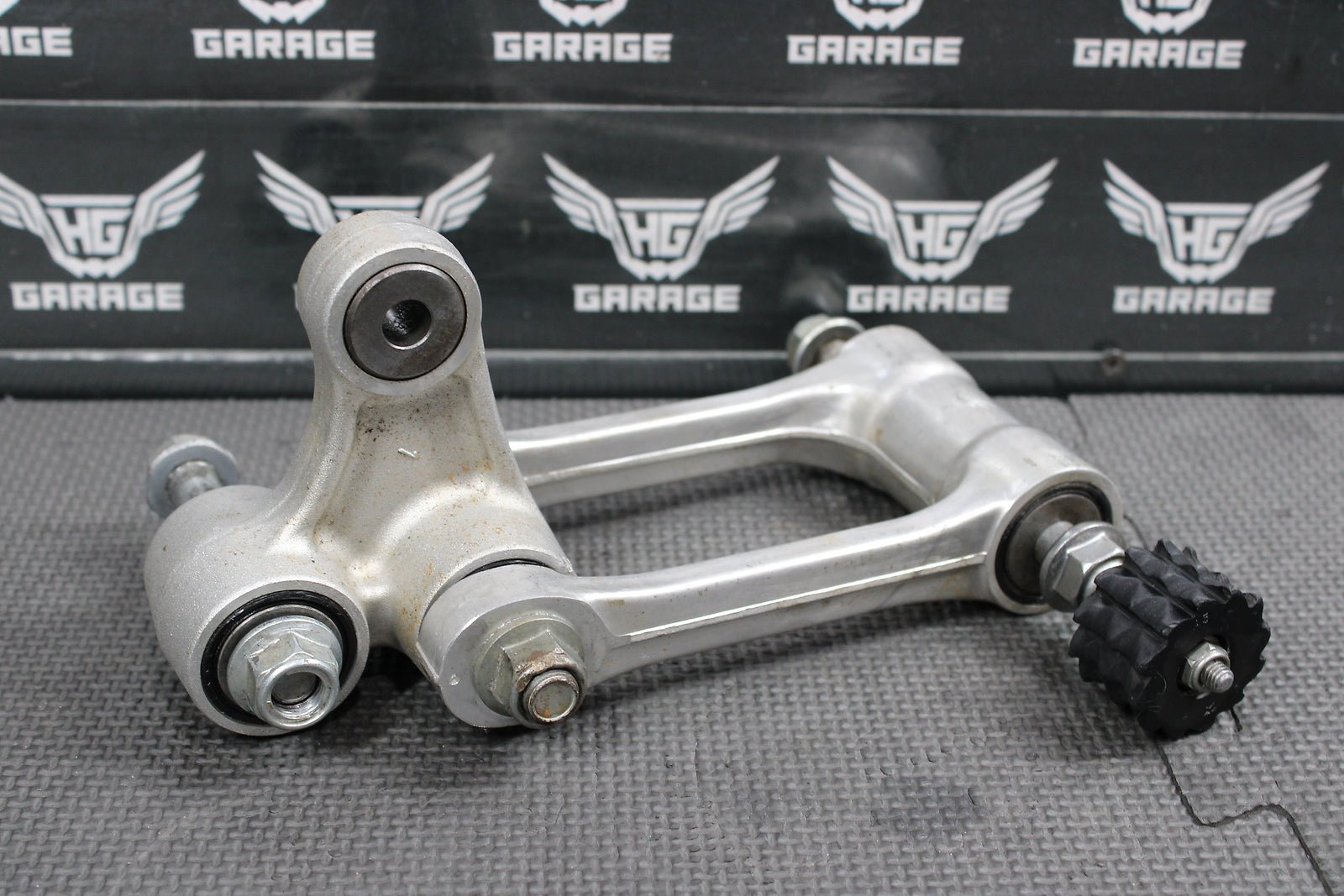 2009 Kawasaki KX250F OEM Rear Shock Linkage Links 39007 - 0140 39111 - 0064 - hggarage