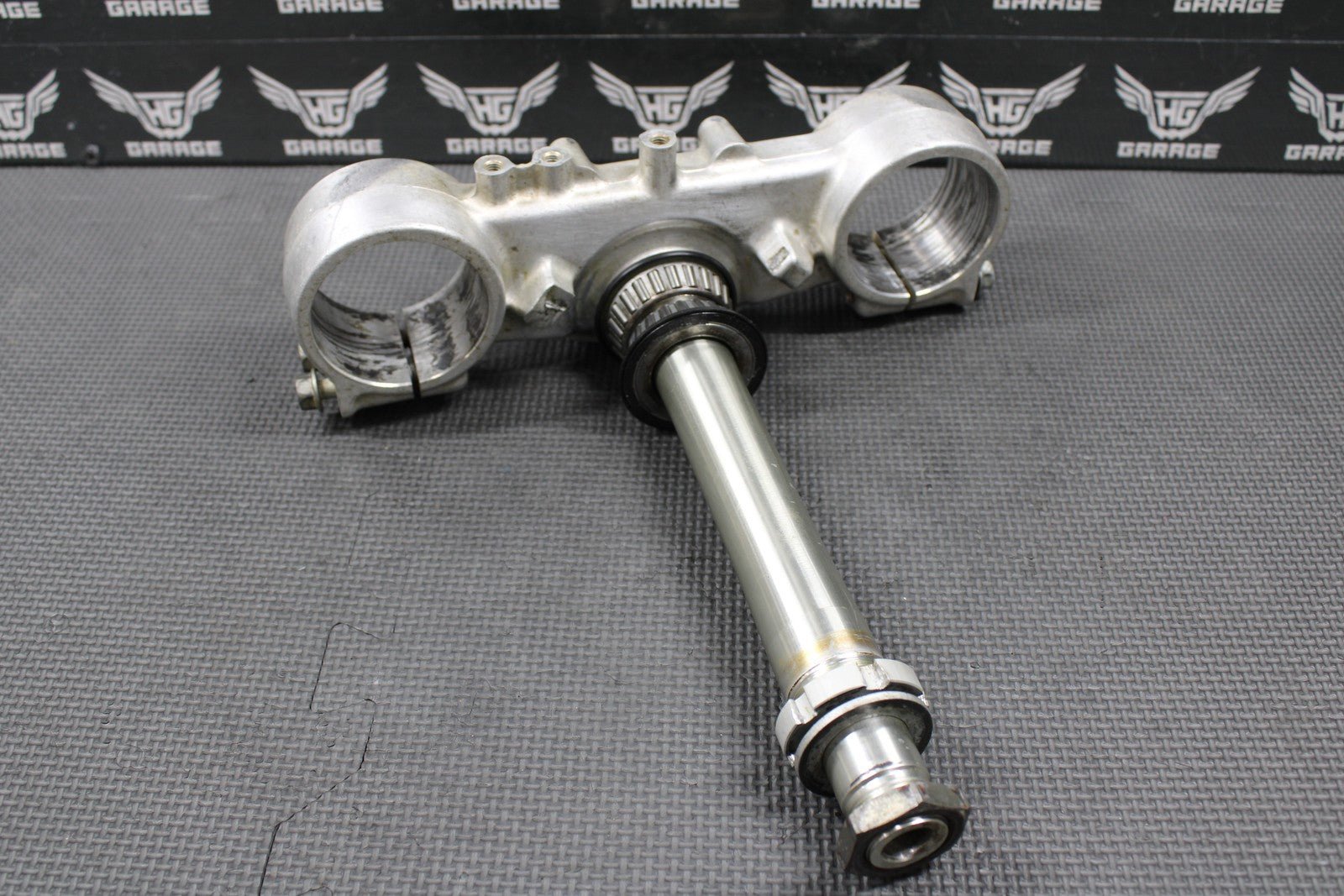 1999 SUZUKI 99 - 00 RM125 RM250 OEM FRONT FORKS CLAMP LOWER TRIPLE TREE STEM - hggarage