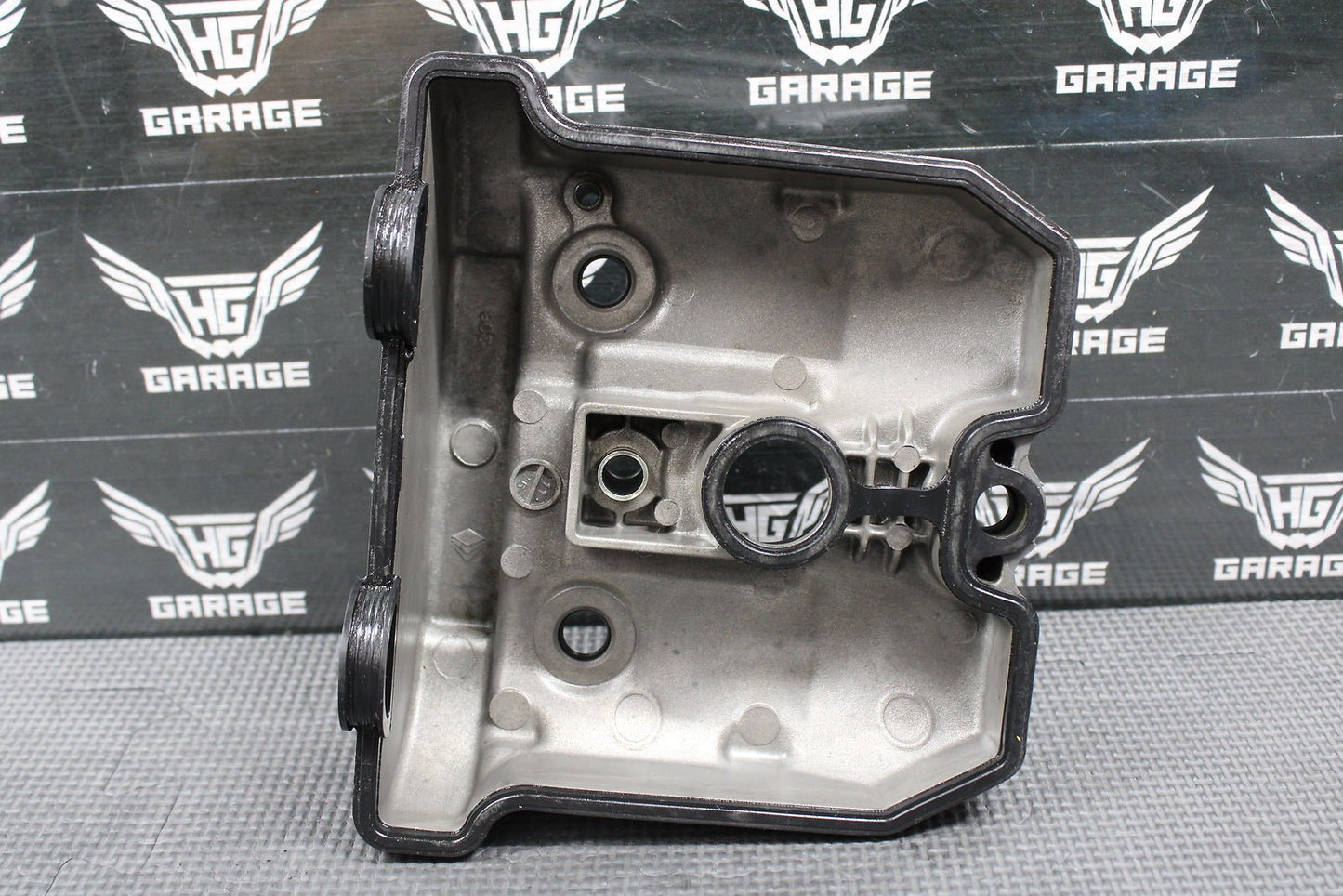 2000 SUZUKI DRZ400 DRZ400E OEM ENGINE CYLINDER HEAD VALVE COVER 11170 - 29F10 - hggarage