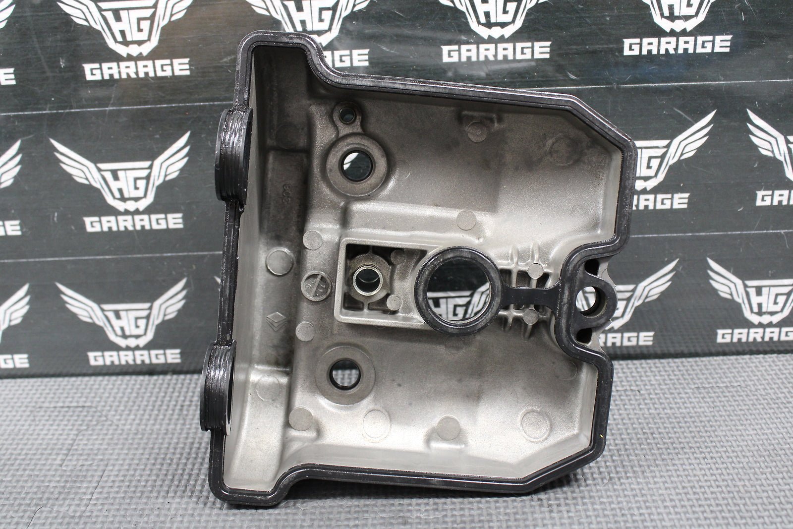 2000 SUZUKI DRZ400 DRZ400E OEM ENGINE CYLINDER HEAD VALVE COVER 11170 - 29F10 - hggarage