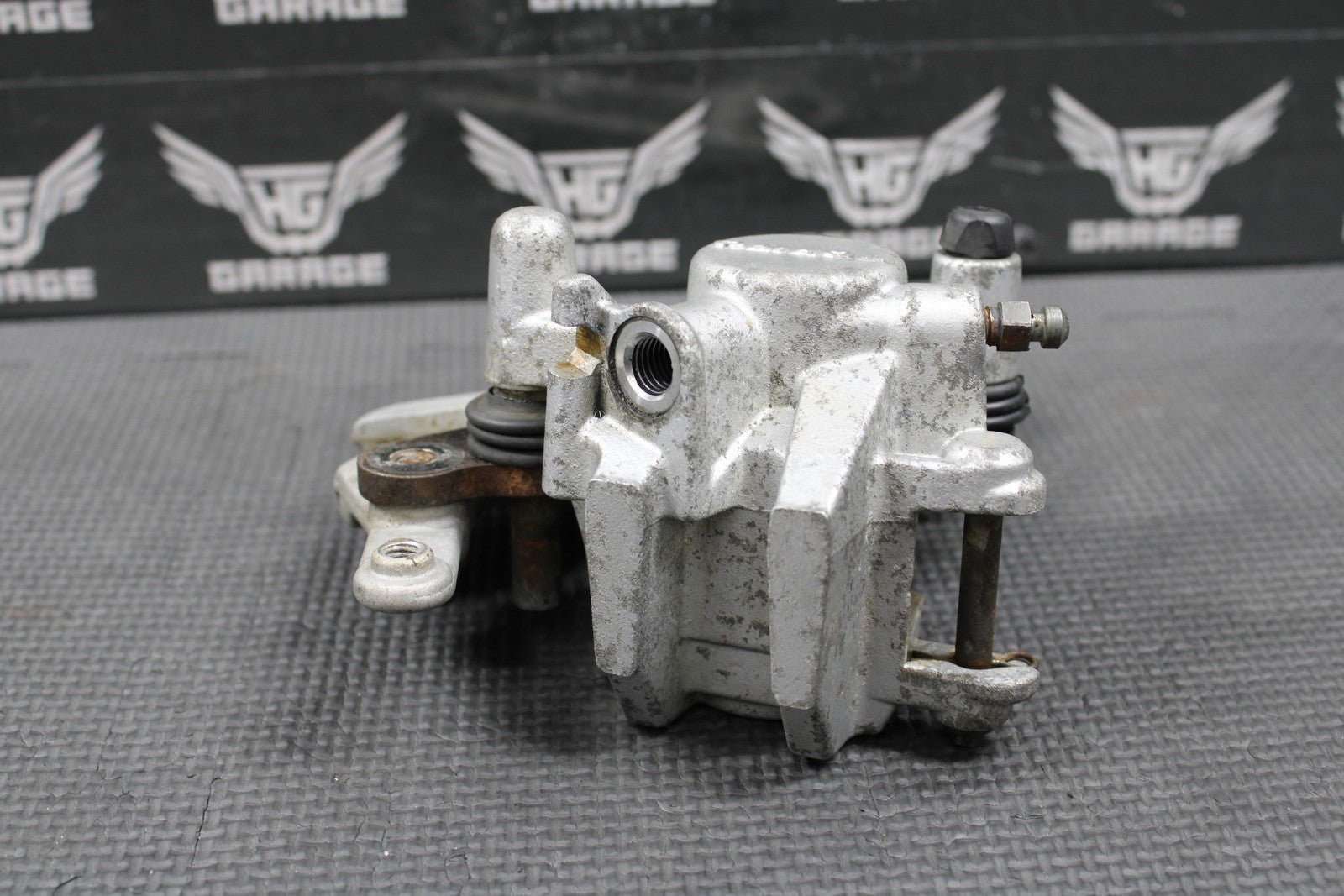 2005 SUZUKI 02 - 15 RM85 RM85L OEM TOKICO REAR BACK BRAKE CALIPER 69100 - 03B00 - 999 - hggarage