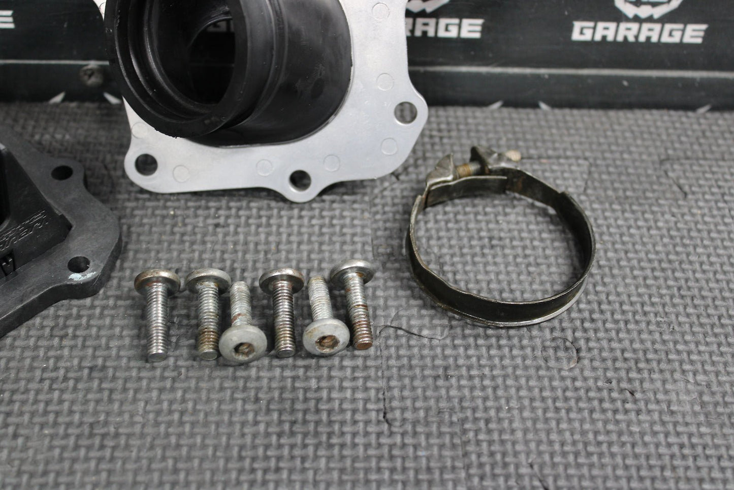 2007 HONDA CR125R VFORCE 3 INTAKE REED BLOCK ASSEMBLY 14100 - KSR - 731 - hggarage