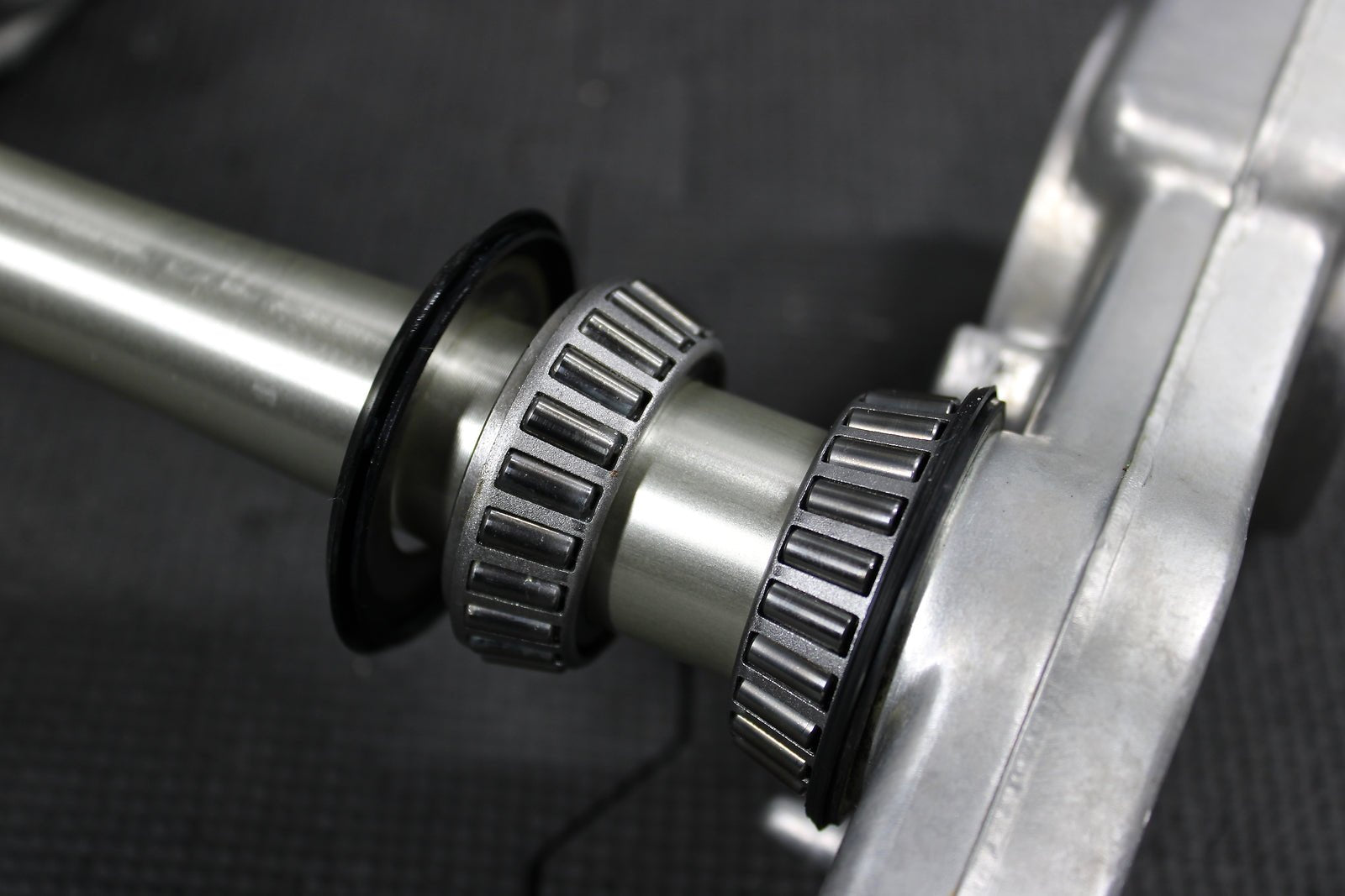 2006 HONDA CR125R 05 - 07 OEM FRONT FORKS LOWER UPPER TRIPLE TREE STEM CLAMP NICE! - hggarage