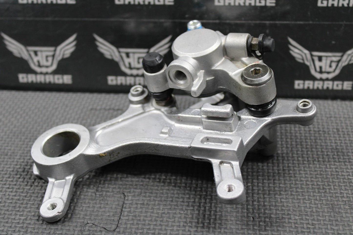 2000 2001 HONDA CR125R CR250R OEM NISSIN REAR BACK BRAKE CALIPER 43150 - KZ4 - J21 - hggarage