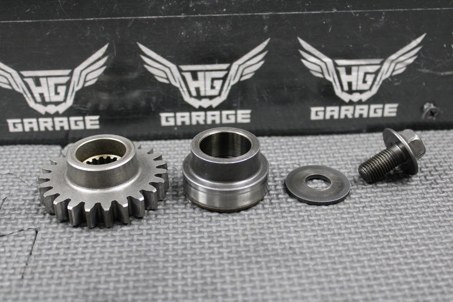 1995 SUZUKI 93 - 95 RM250 89 - 98 RMX250 OEM ENGINE PRIMARY MAIN DRIVE GEAR & SPACER - hggarage