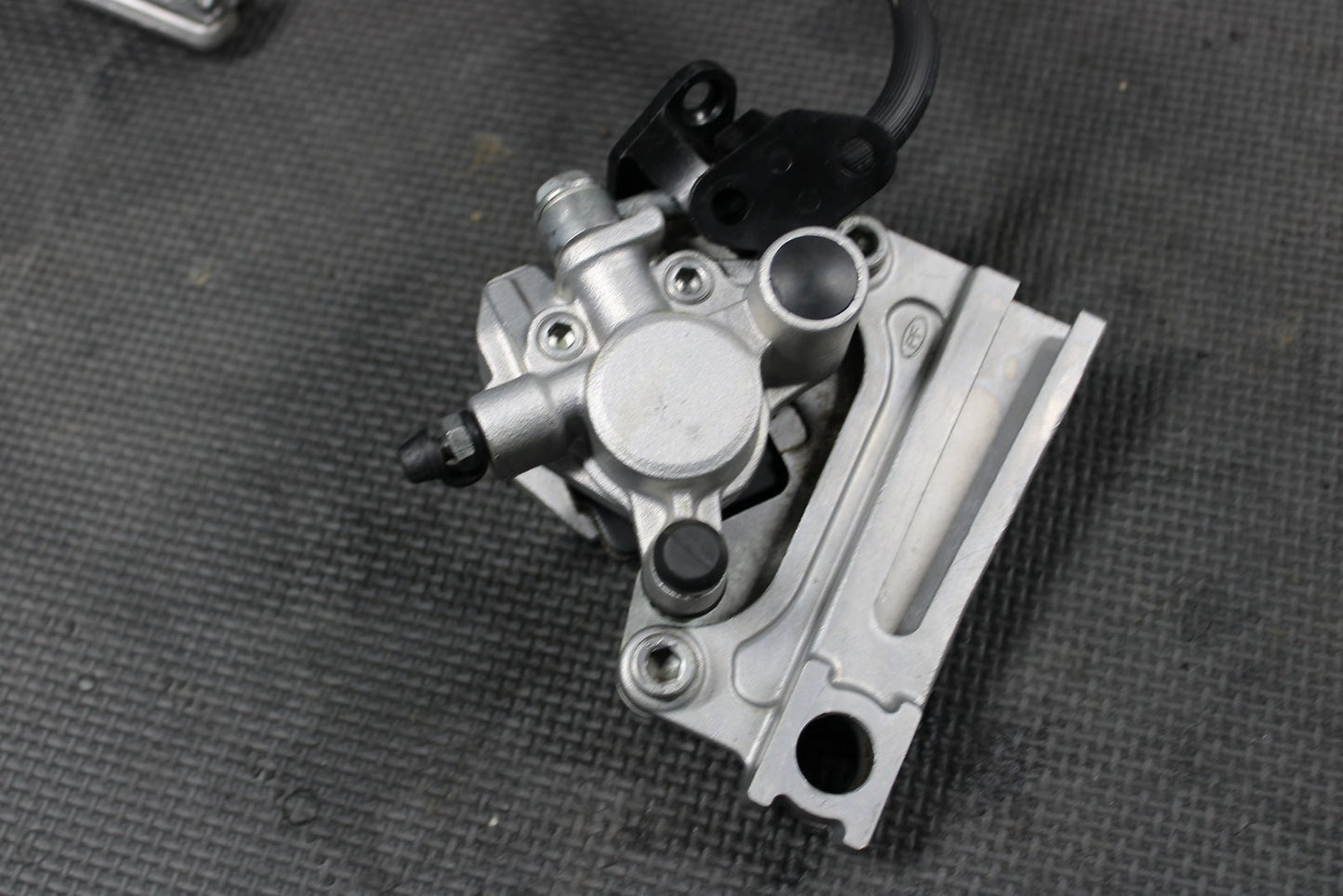 2016 KAWASAKI KX85 OEM NISSIN REAR BACK BRAKE CALIPER MASTER CYLINDER LEVER - hggarage