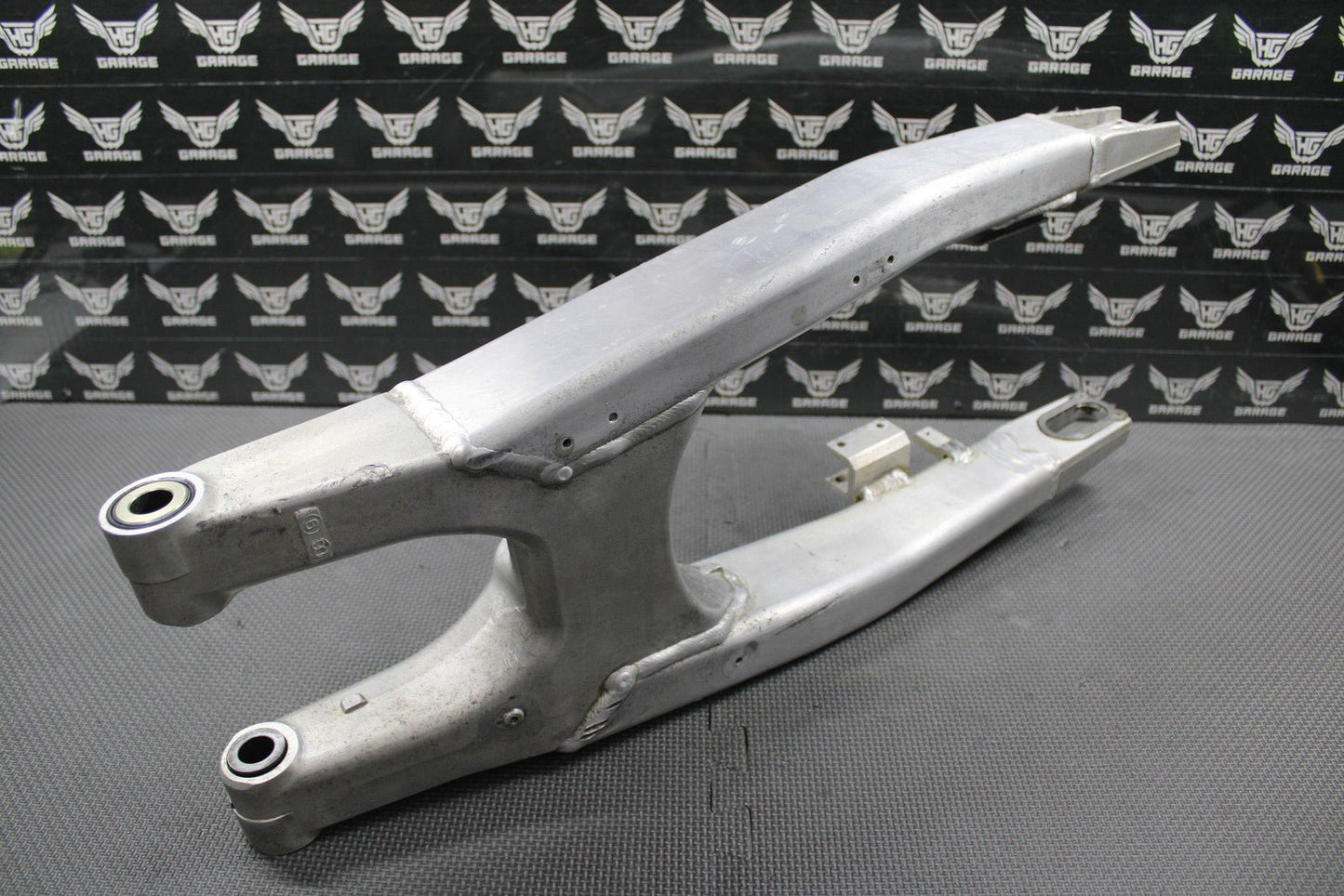 2007 2008 KAWASAKI KX250F OEM SWINGARM SWING ARM SUSPENSION 33001 - 0107 NICE! - hggarage
