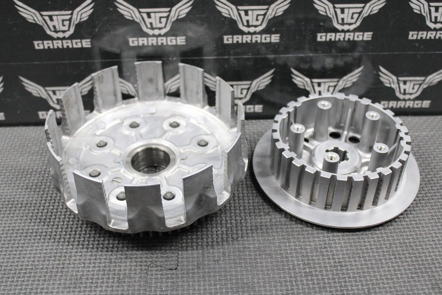 1994 92 - 95 SUZUKI RM125 OEM CLUTCH BASKET RING GEAR & CENTER HUB 21200 - 43D04 - hggarage