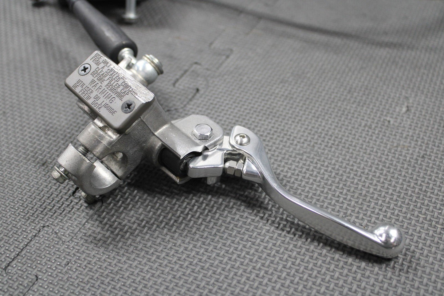 2019 SUZUKI 19 - 25 RMZ250 RMZ450 OEM FRONT BRAKE CALIPER MASTER CYLINDER LEVER - hggarage