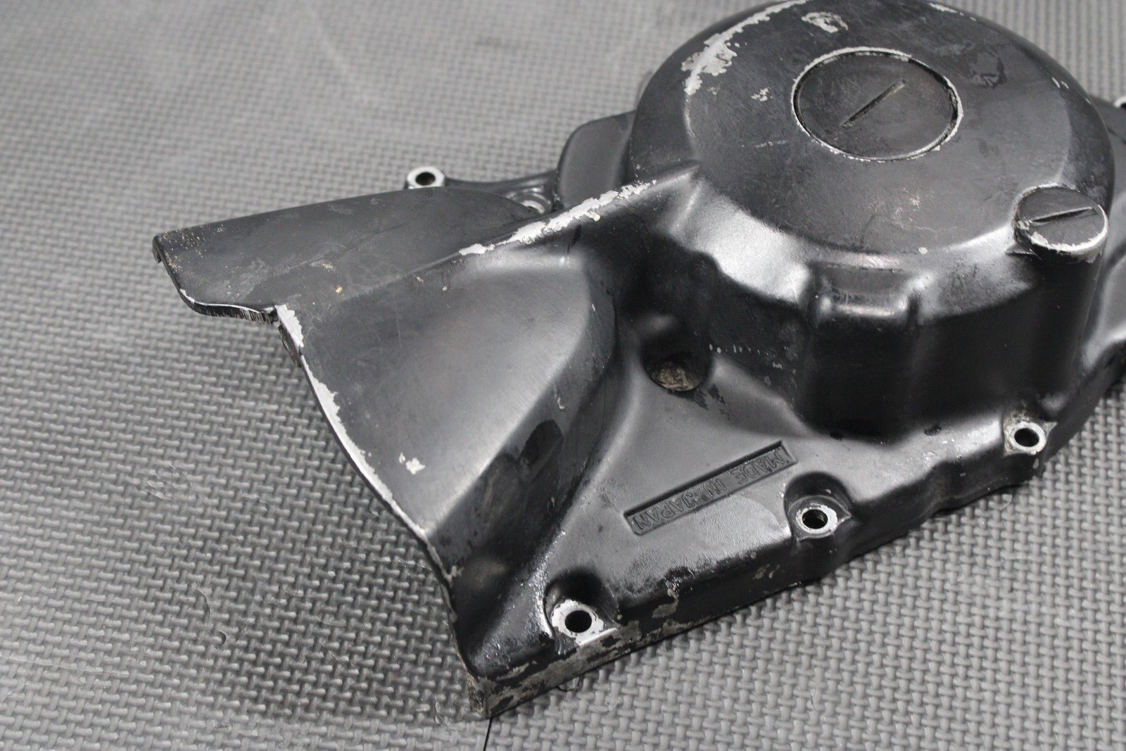 1987 YAMAHA TW200 LEFT SIDE STATOR GENERATOR MAGNETO COVER 2JX - 15410 - 00 - 00 - hggarage