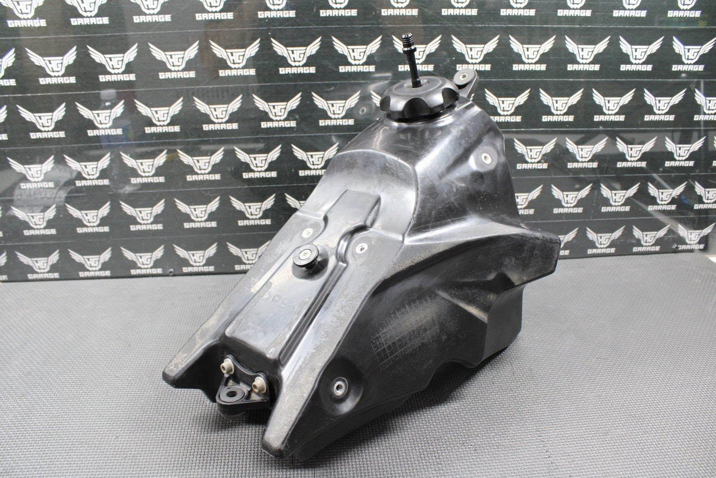 2009 YAMAHA 06 - 09 YZ250F YZ450F OEM GAS FUEL TANK CELL RESERVOIR 2S2 - 24110 - 70 - 00 - hggarage