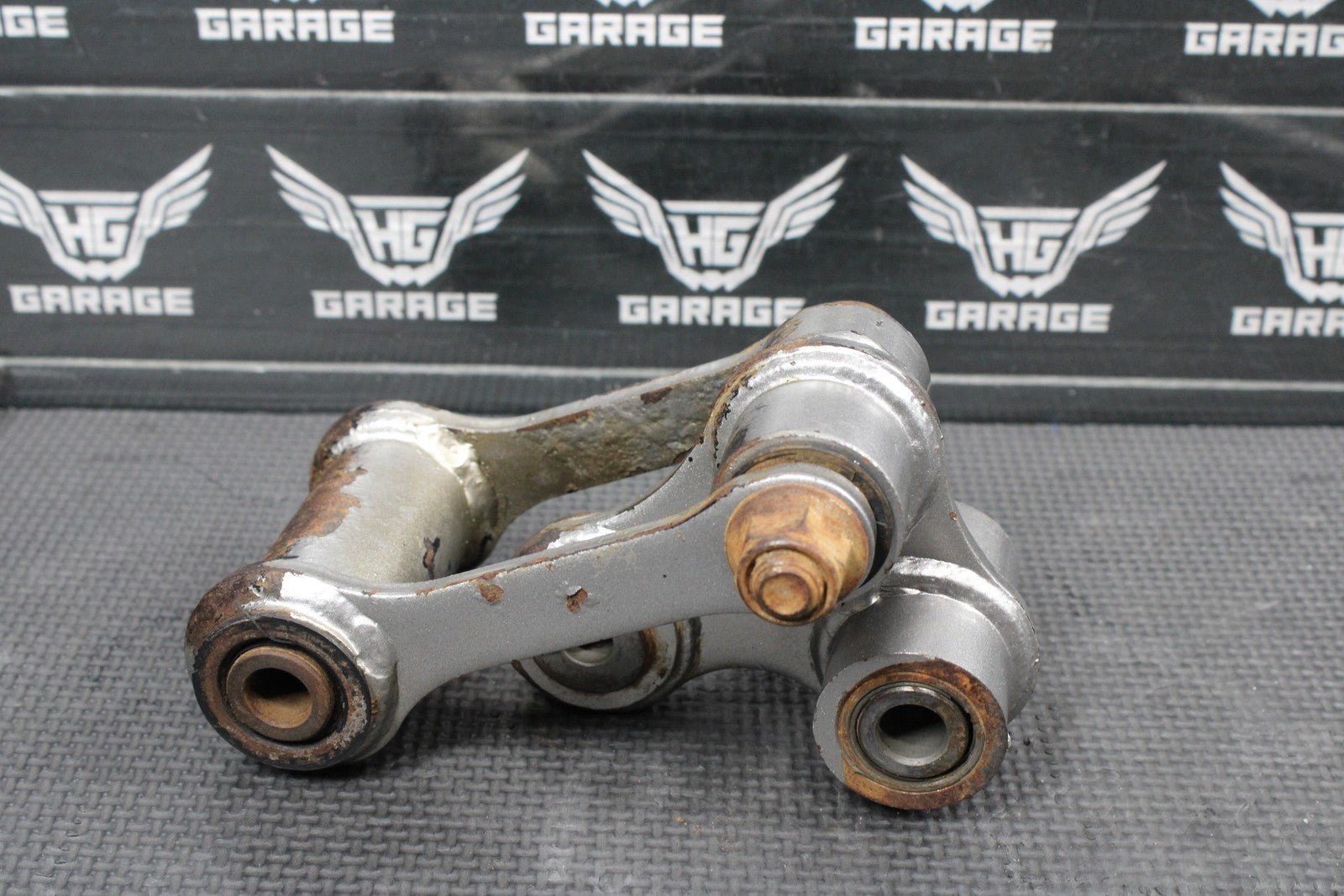 2008 KAWASAKI KLX140 KLX140L OEM REAR SHOCK LINKAGE LINKS RELAY 39007 - 0121 - 458 - hggarage