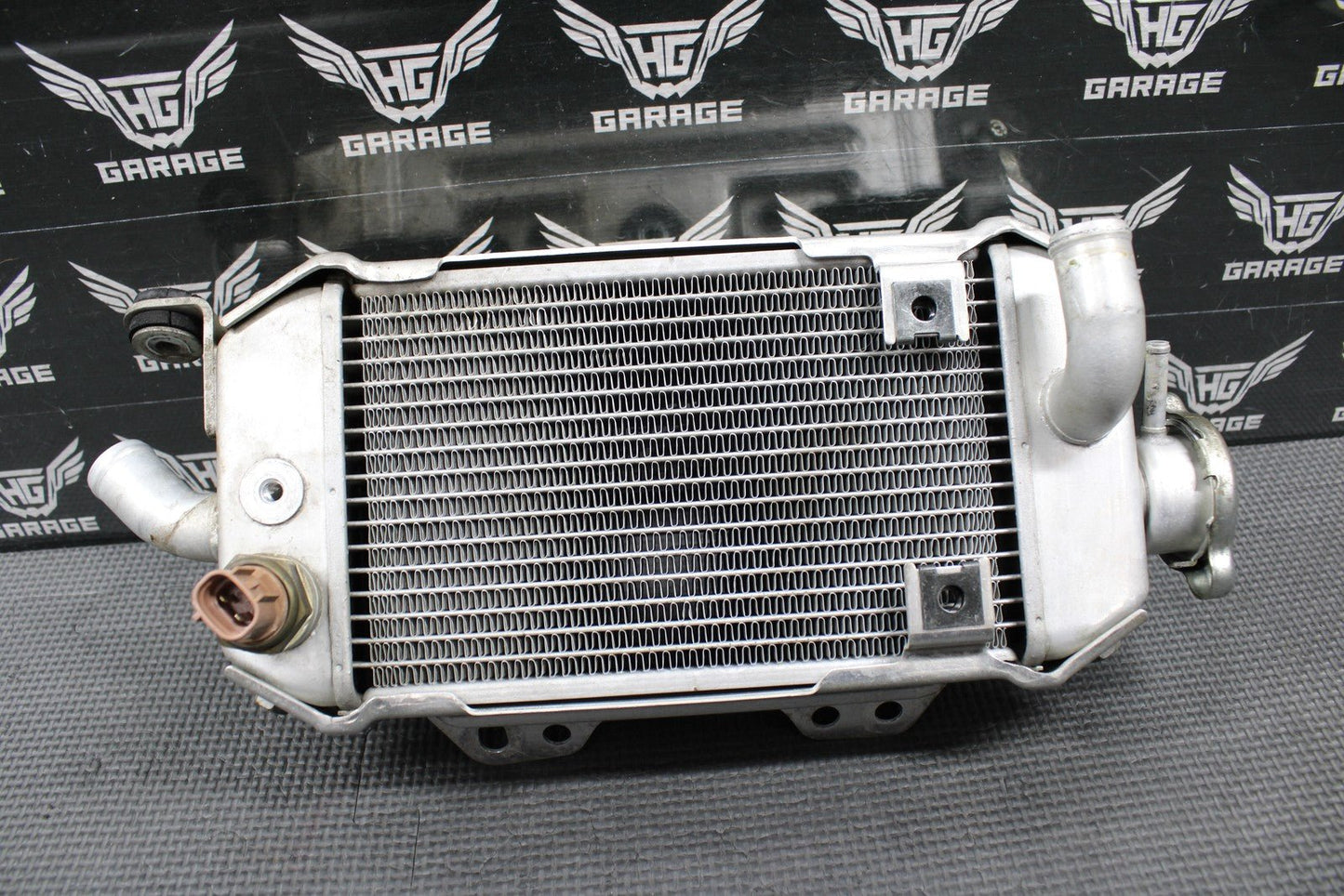 2009 KAWASAKI 09 - 14 KLX250S KLX250SF OEM RIGHT SIDE RADIATOR COOLER 39061 - 0184 - hggarage