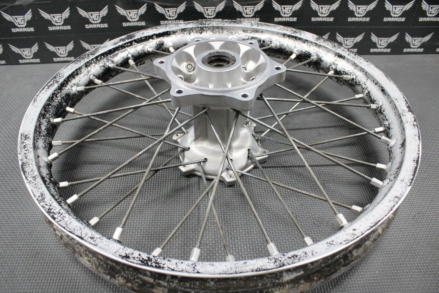 1999 SUZUKI 96 - 99 RM125 OEM 19" x 1.85" REAR BACK WHEEL RIM HUB 64111 - 43D00 - hggarage